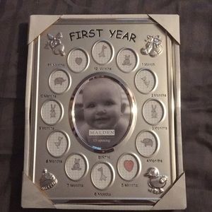 New Malden Baby’s First year picture frame